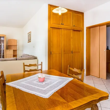 Magdales Apartment Omis