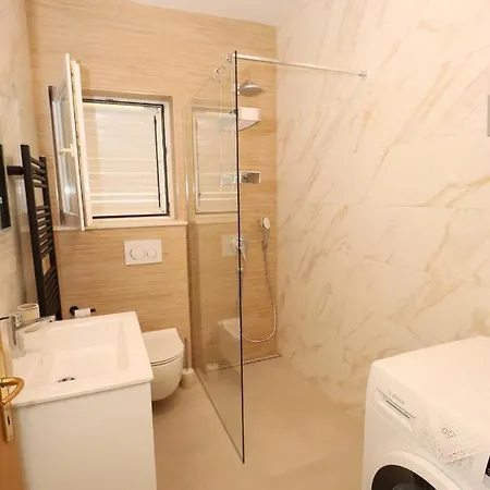 Apartment Magdales *