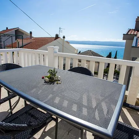 Apartment Magdales *